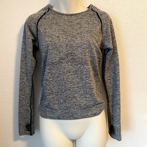 NWOT Pink Active top!